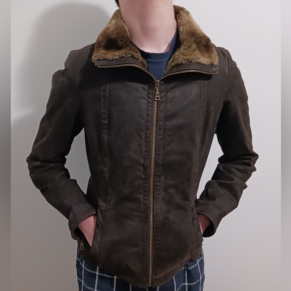 Danier Dark Brown Genuine Leather Jacket with Faux Fur Collar - Picture 6 of 7